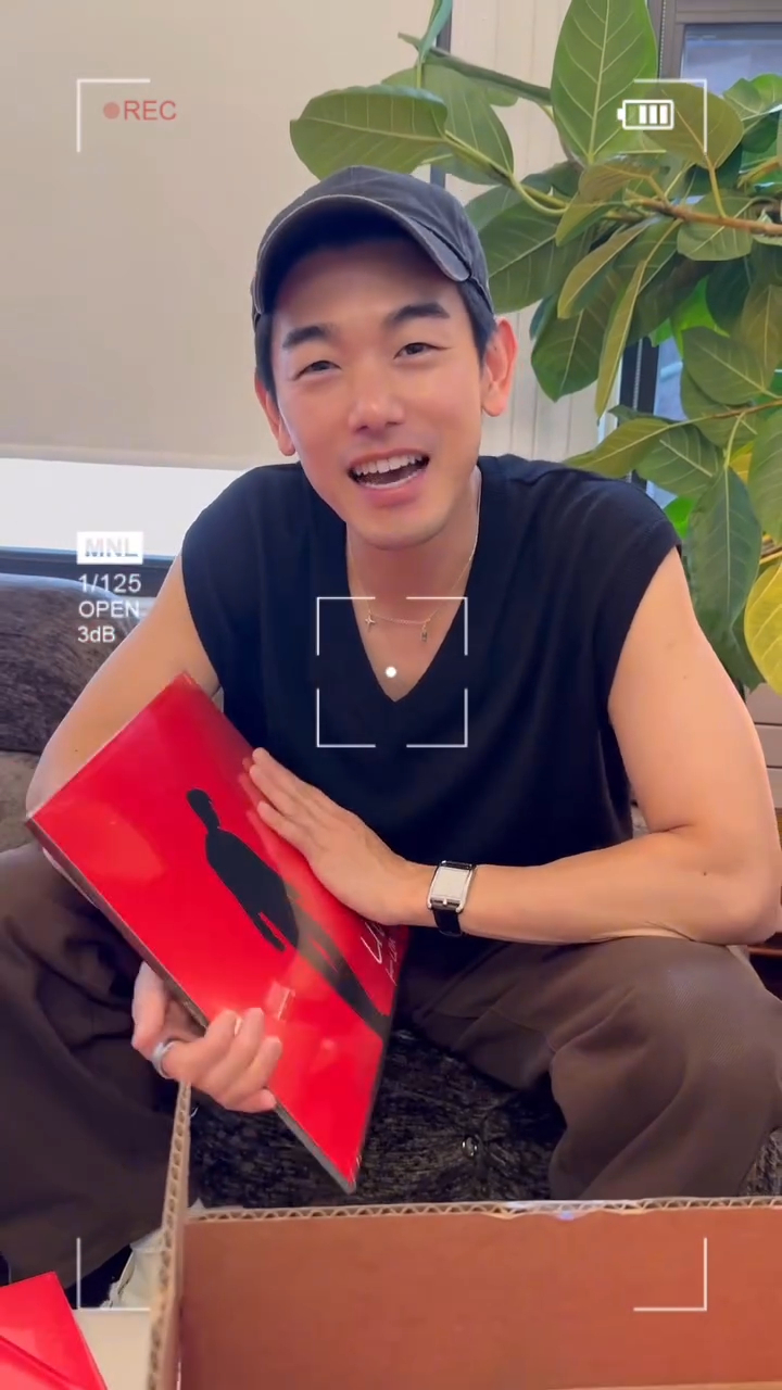 Eric Nam Live From London Vinyl Album Unboxing